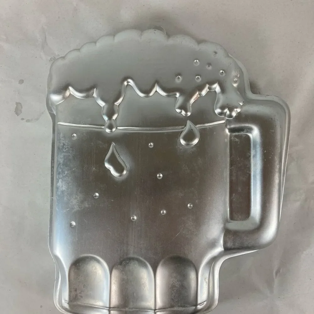 Vintage 1984 Wilton Beer Mug Cake Pan Cheer Lager Ale Aluminum Mold Celebrate